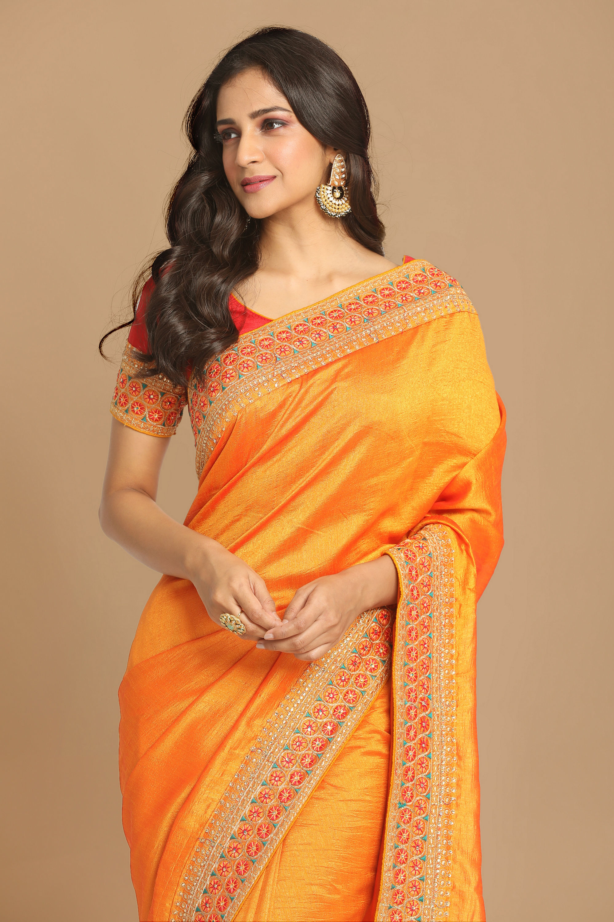 Mohey Women Mustard Yellow Embroidered Saree