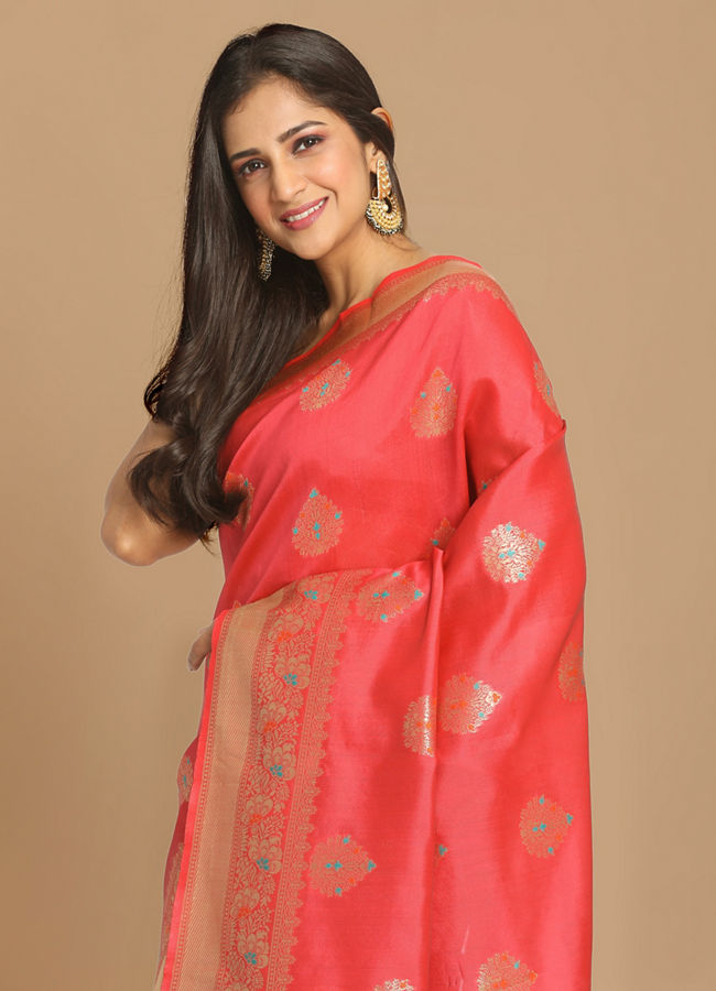 alt message - Mohey Women Pink Weaved Saree image number 1