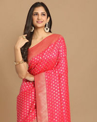 Mohey Women Enchanting Rani Pink Saree