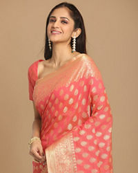 Mohey Women Pink Weaved Saree