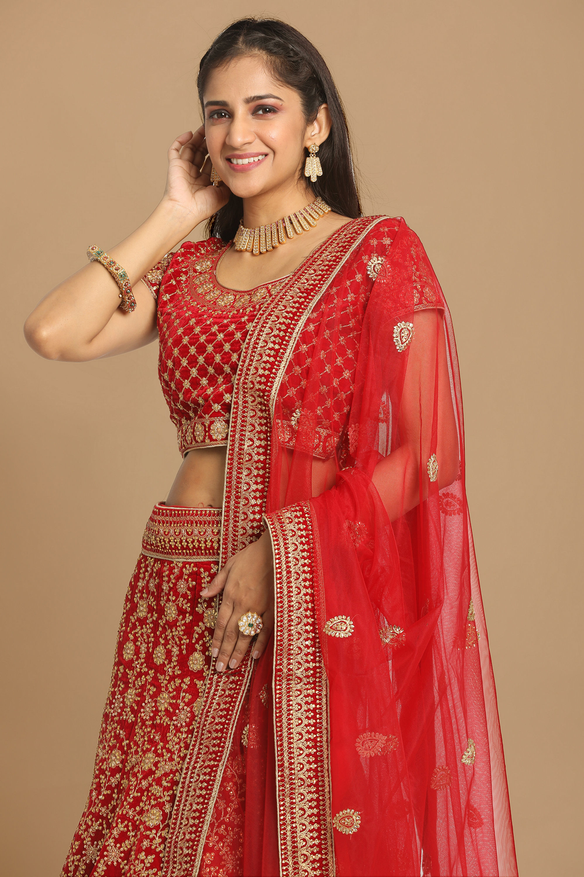 Mohey Women Red Zari Embroidered Bridal Lehenga