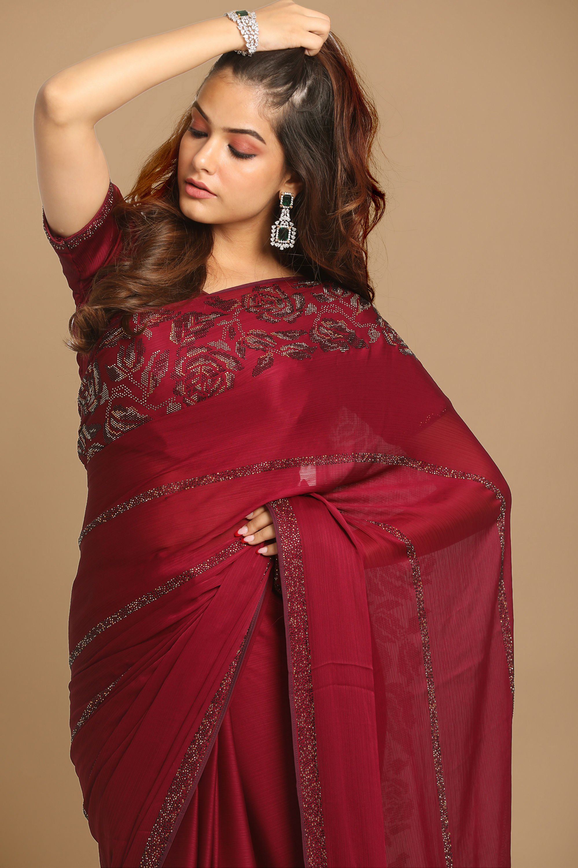 Mohey Women Delicate Wine Saree