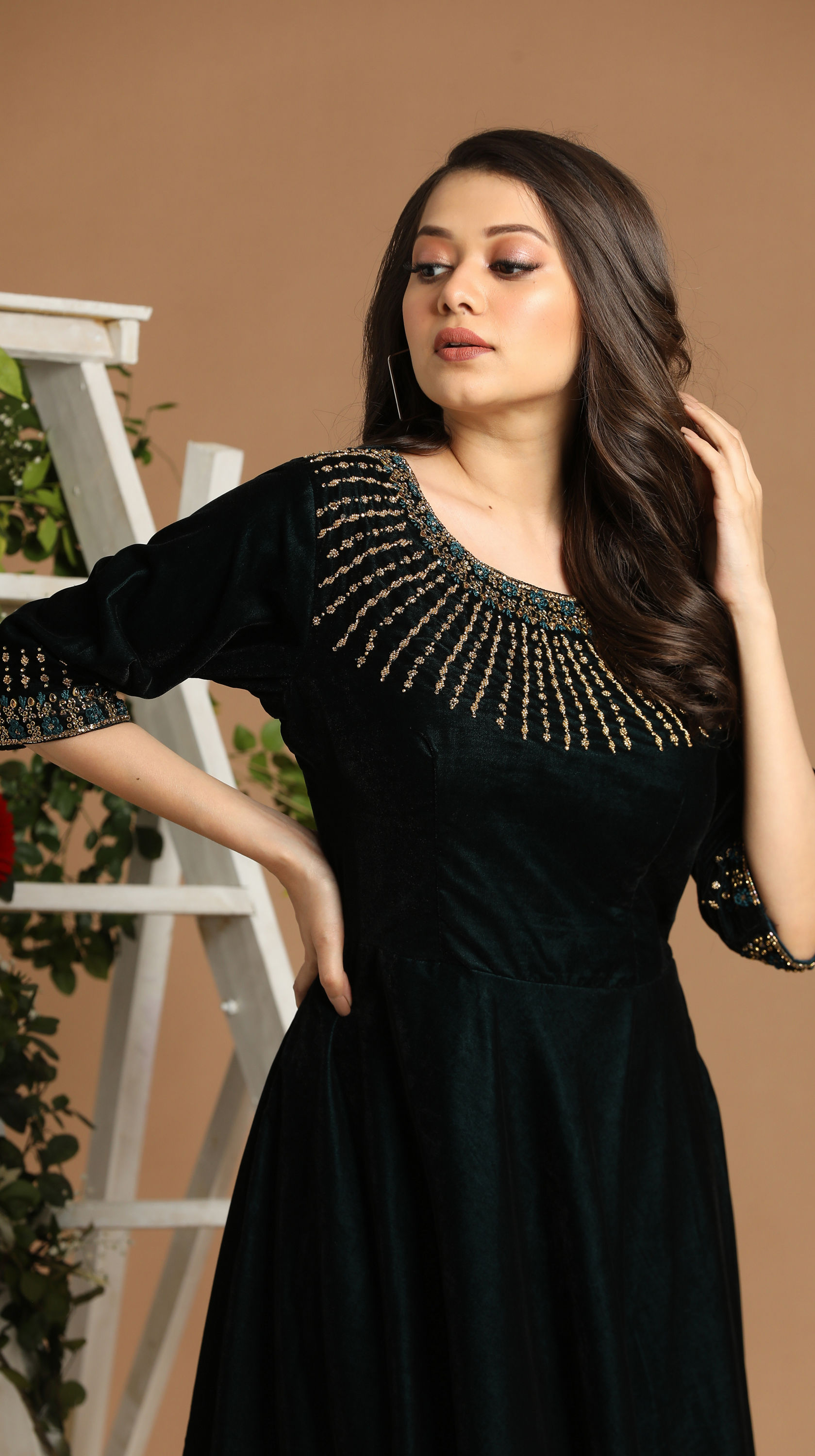 Mohey Women Velvet Bottle Green Gown