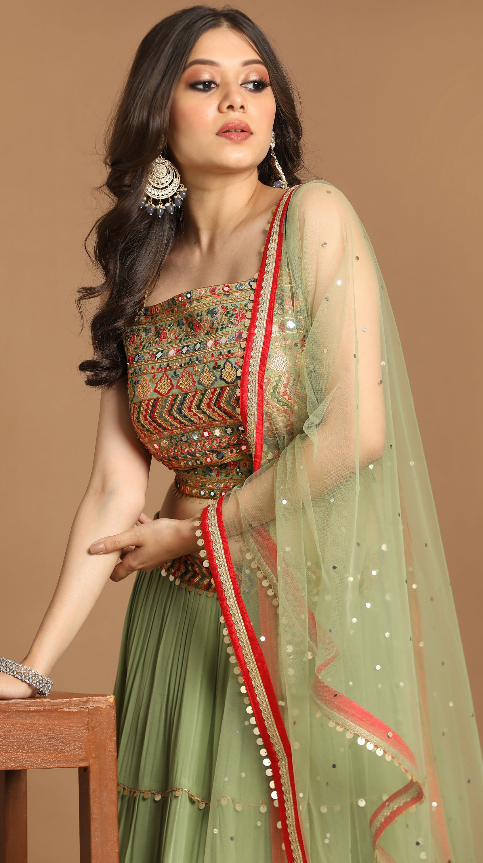 Mohey Women Attractive Pista Stitched Suit