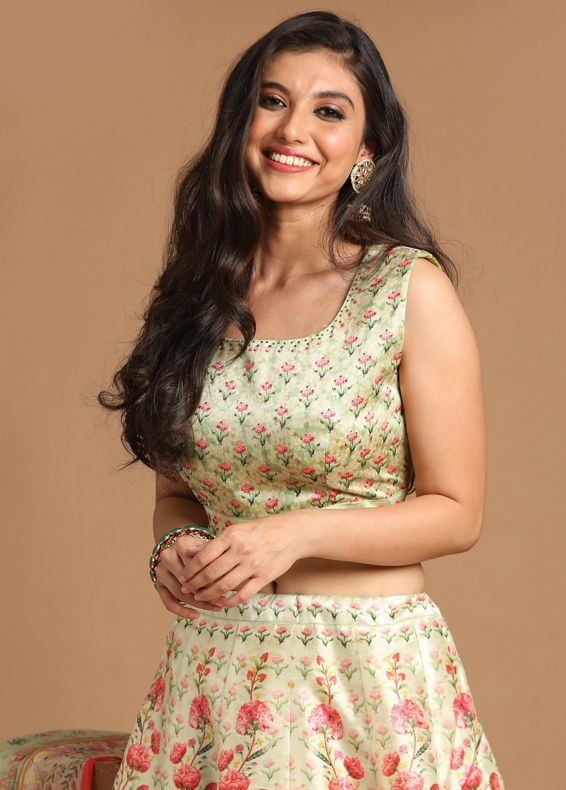 Mohey Women Glimmery Green Floral Print Lehenga