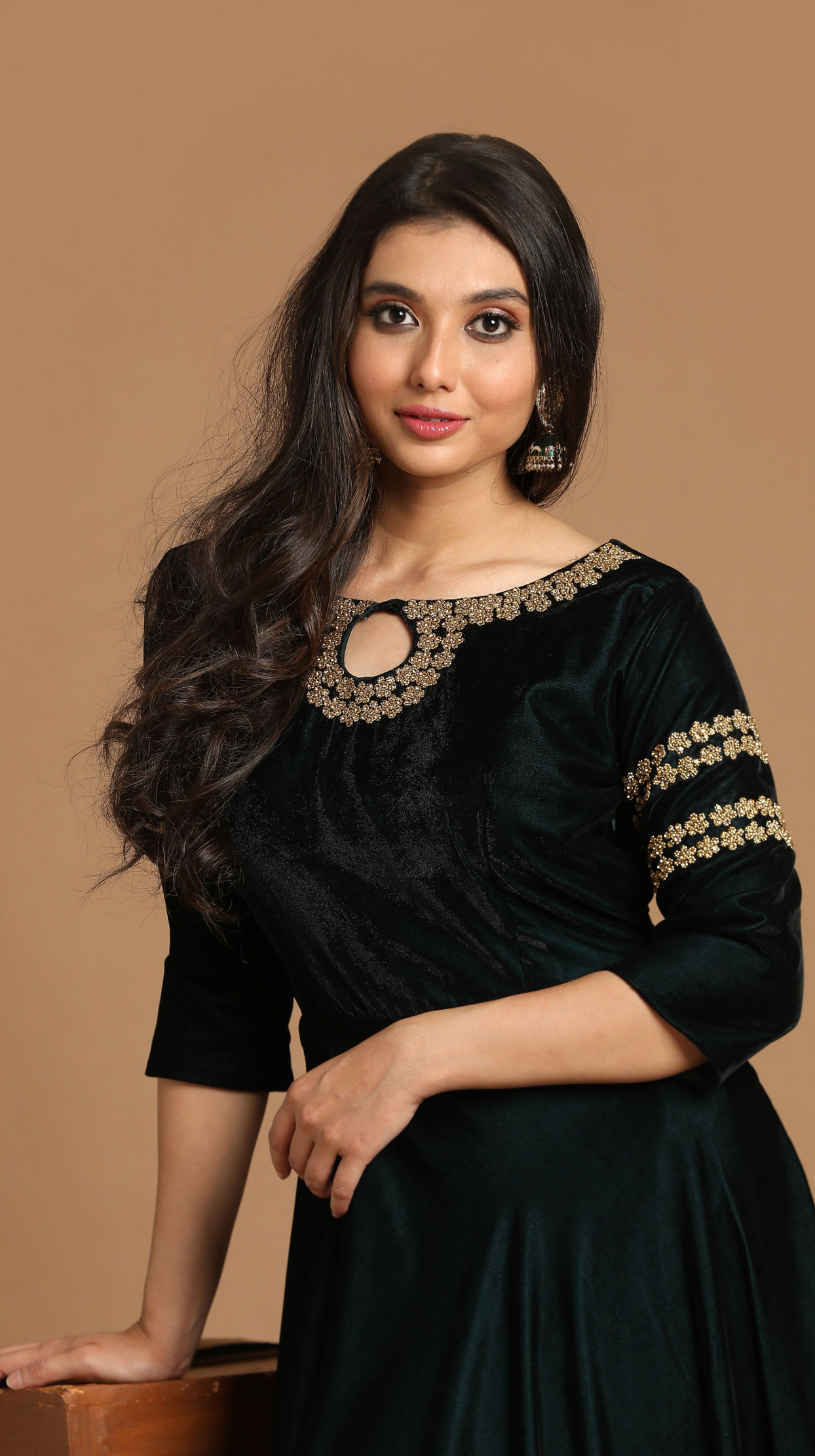 Mohey Women Bottle Green Velvet Gown