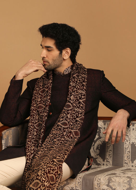 Manyavar Men Maroon Indo Western With Dupatta