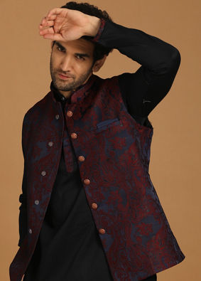 alt message - Manyavar Men Paisley Blue Kurta Jacket Set image number 0