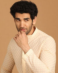 Manyavar Men Faded Pink Chikankari Kurta Set