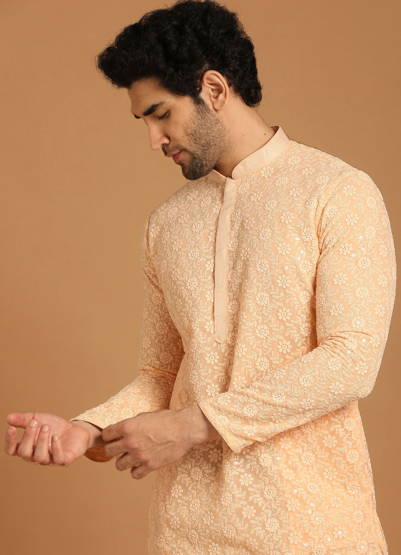 alt message - Manyavar Men Georgette Light Pink Kurta Set image number 0