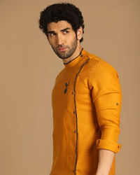 Manyavar Men Crisp Light Orange Kurta