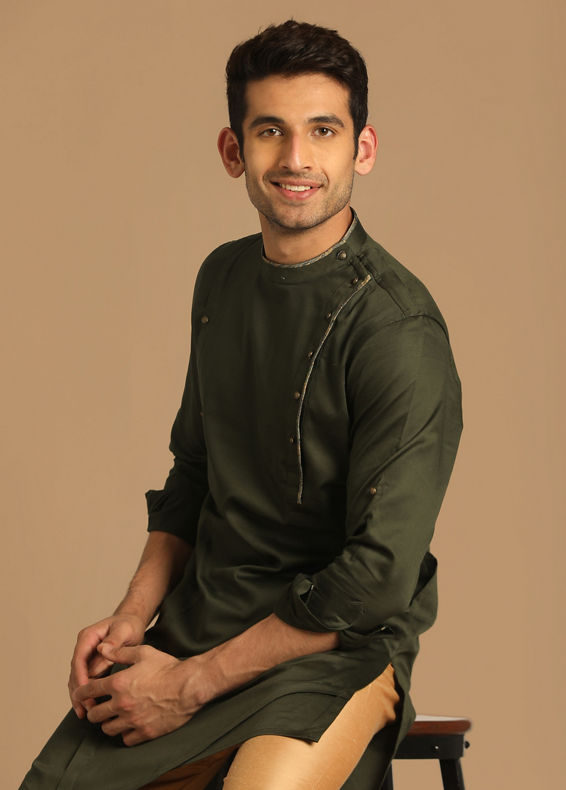 Manyavar Men Moss Green Side Open Kurta