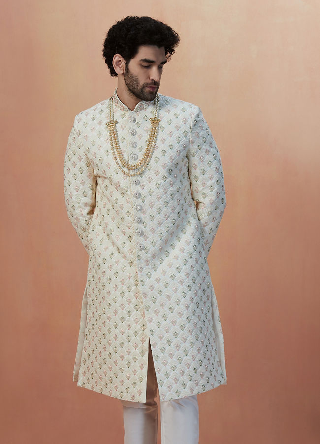 Manyavar Men Pearl White Self Embroidered Sherwani With Dupatta
