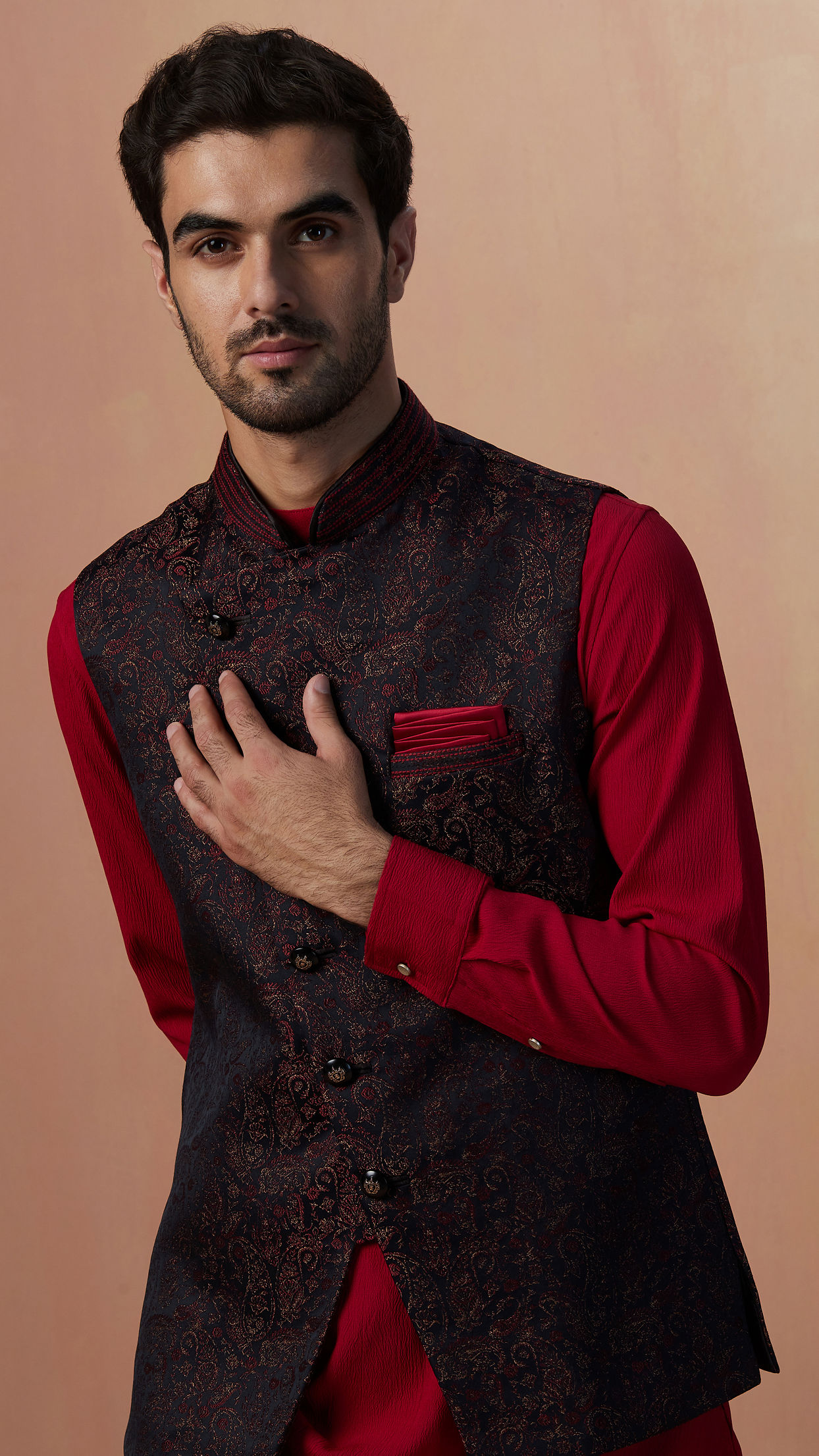 alt message - Manyavar Men Black Paisley Jacket With Red Draped Kurta Set image number 0