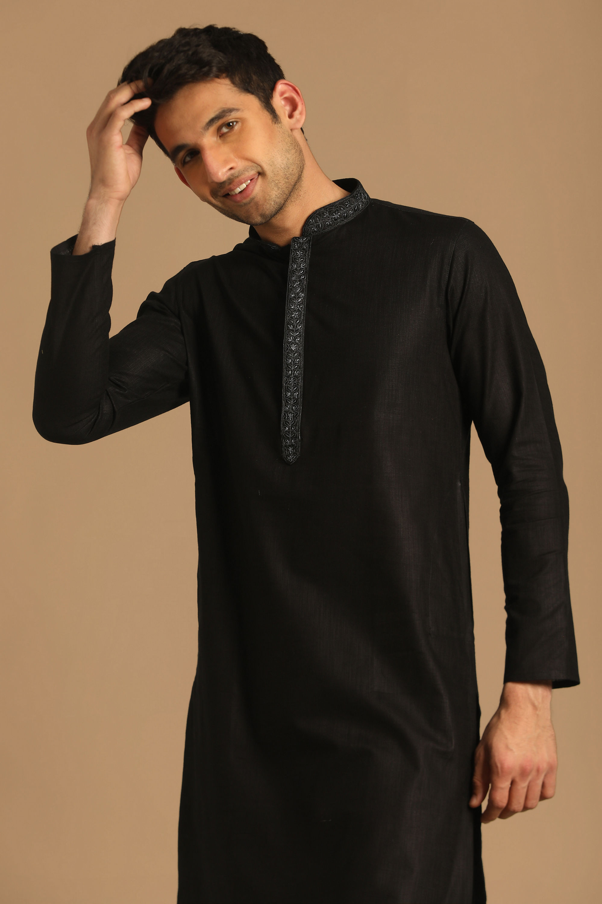 Manyavar Men Black Kurta Set With Neck Detailing