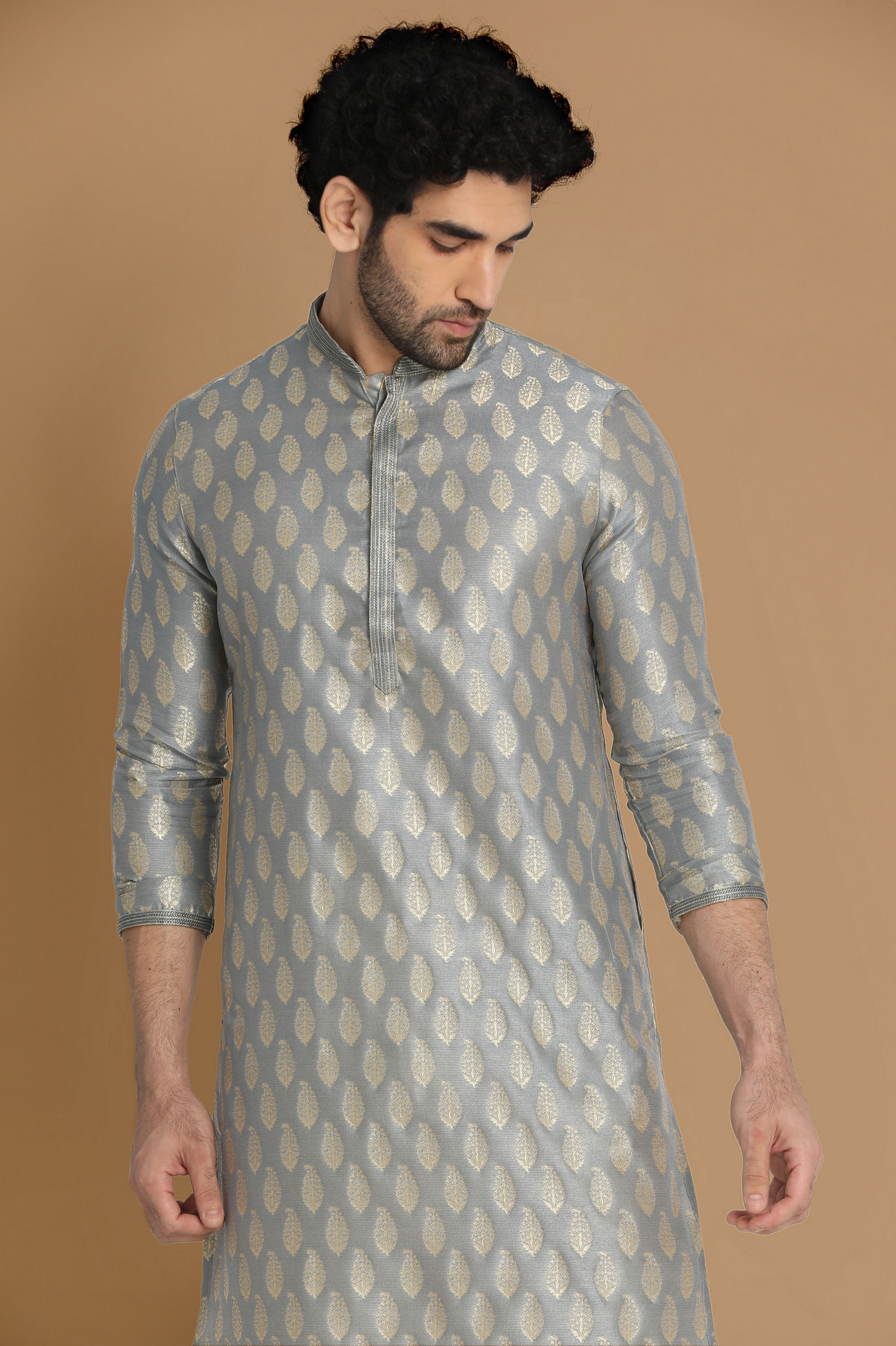 Manyavar Men Shale Grey Jacquard Kurta Set