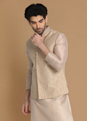 alt message - Manyavar Men Floral Patterned Cream Kurta Jacket Set image number 0