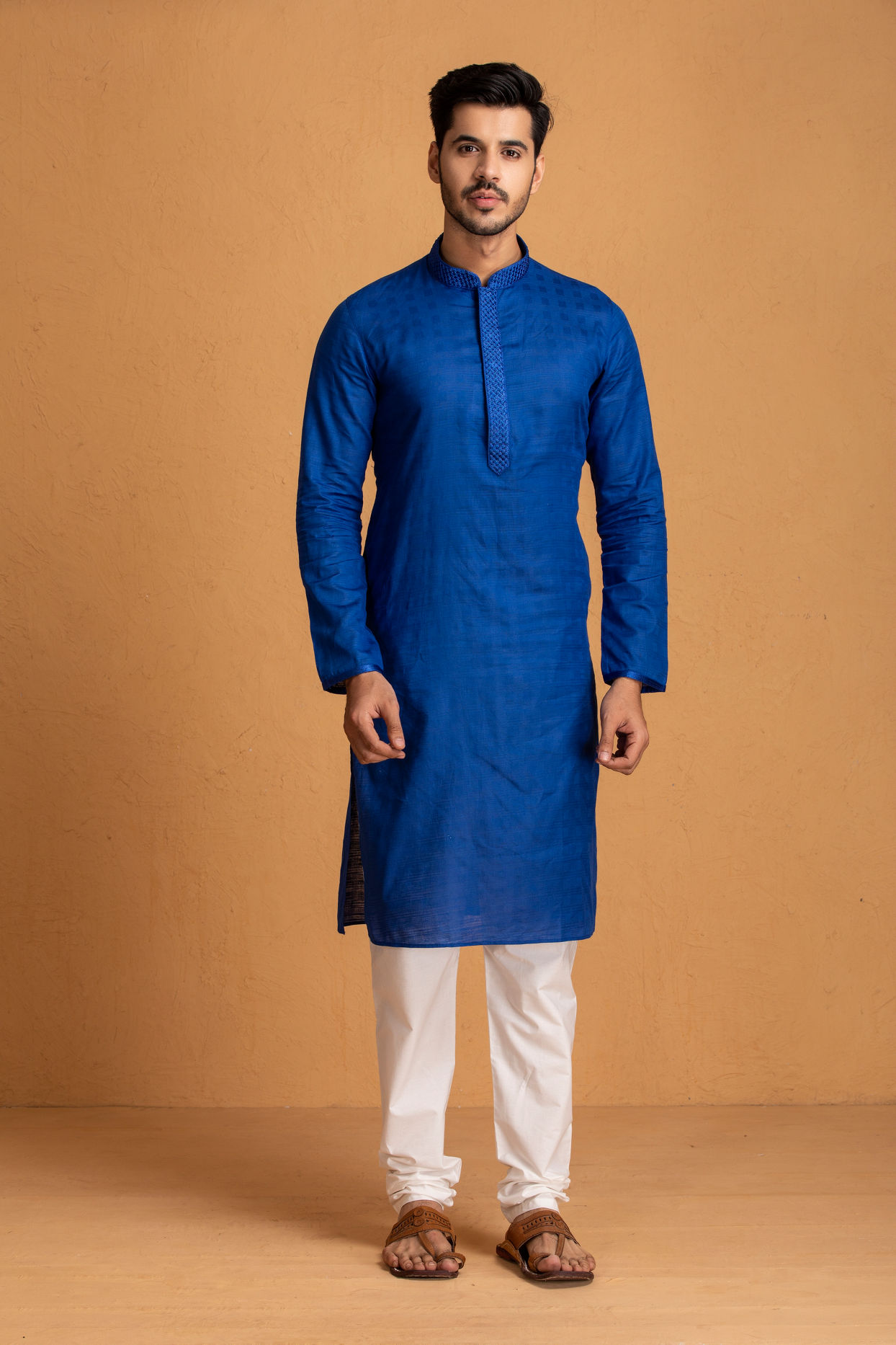 Manyavar Men Indigo Blue Self Chequered Kurta
