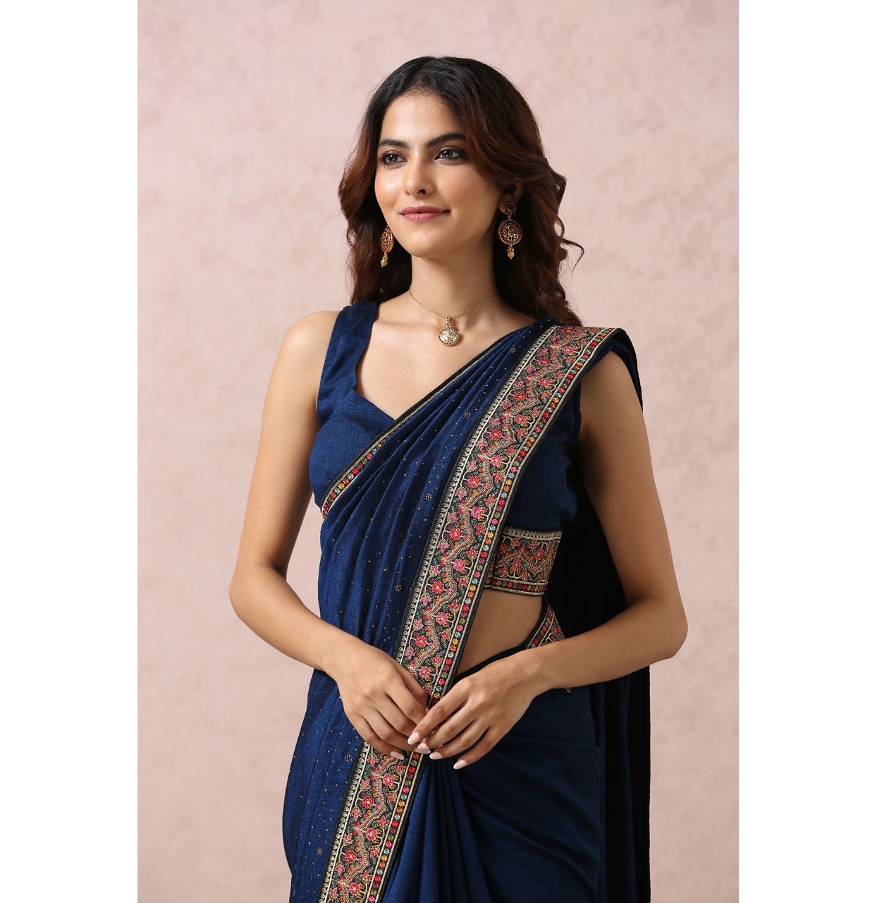Mohey Women Indigo Blue Saree With Multicoloured Border