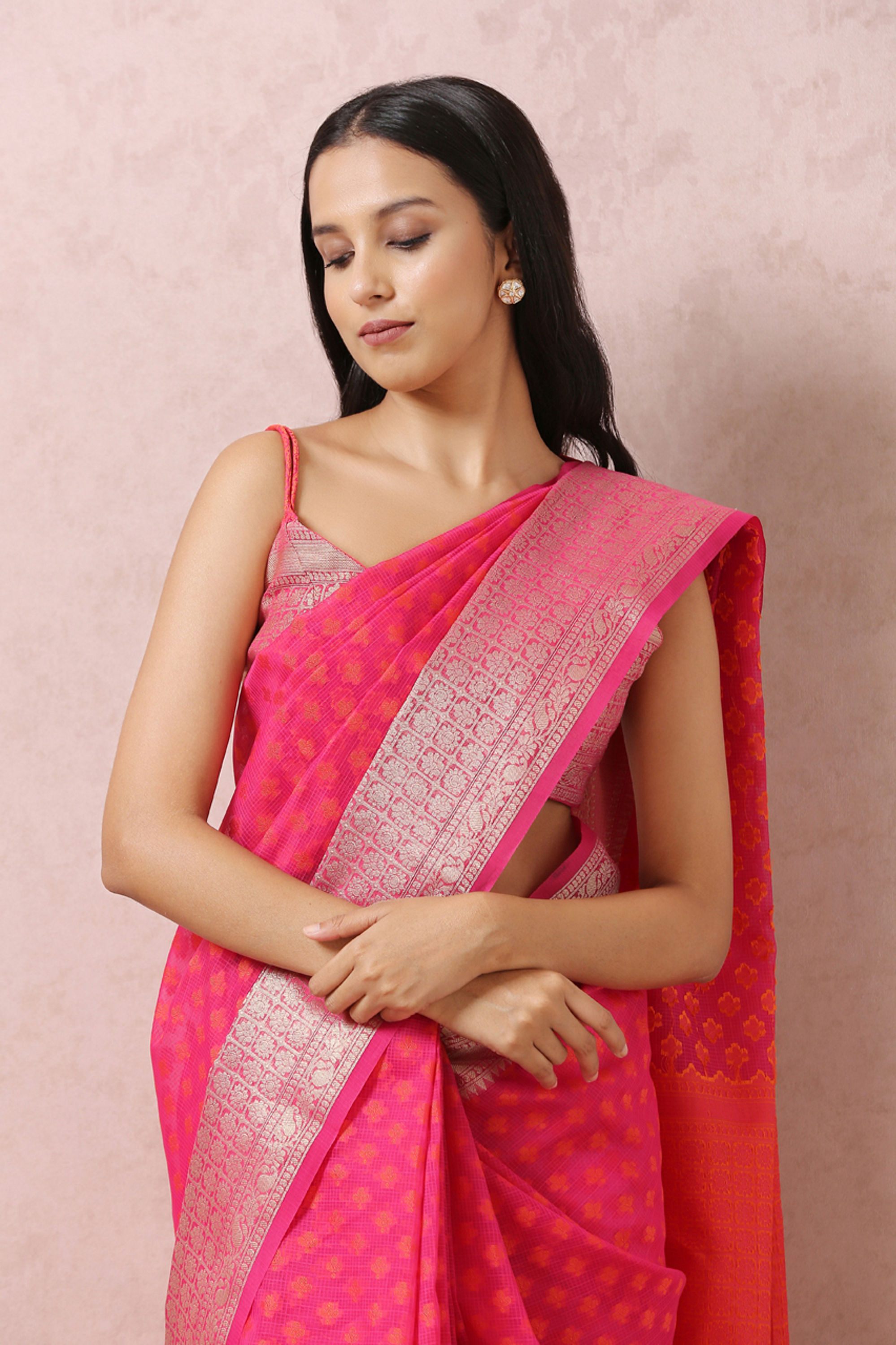 Mohey Women Rani Pink Chanderi Saree