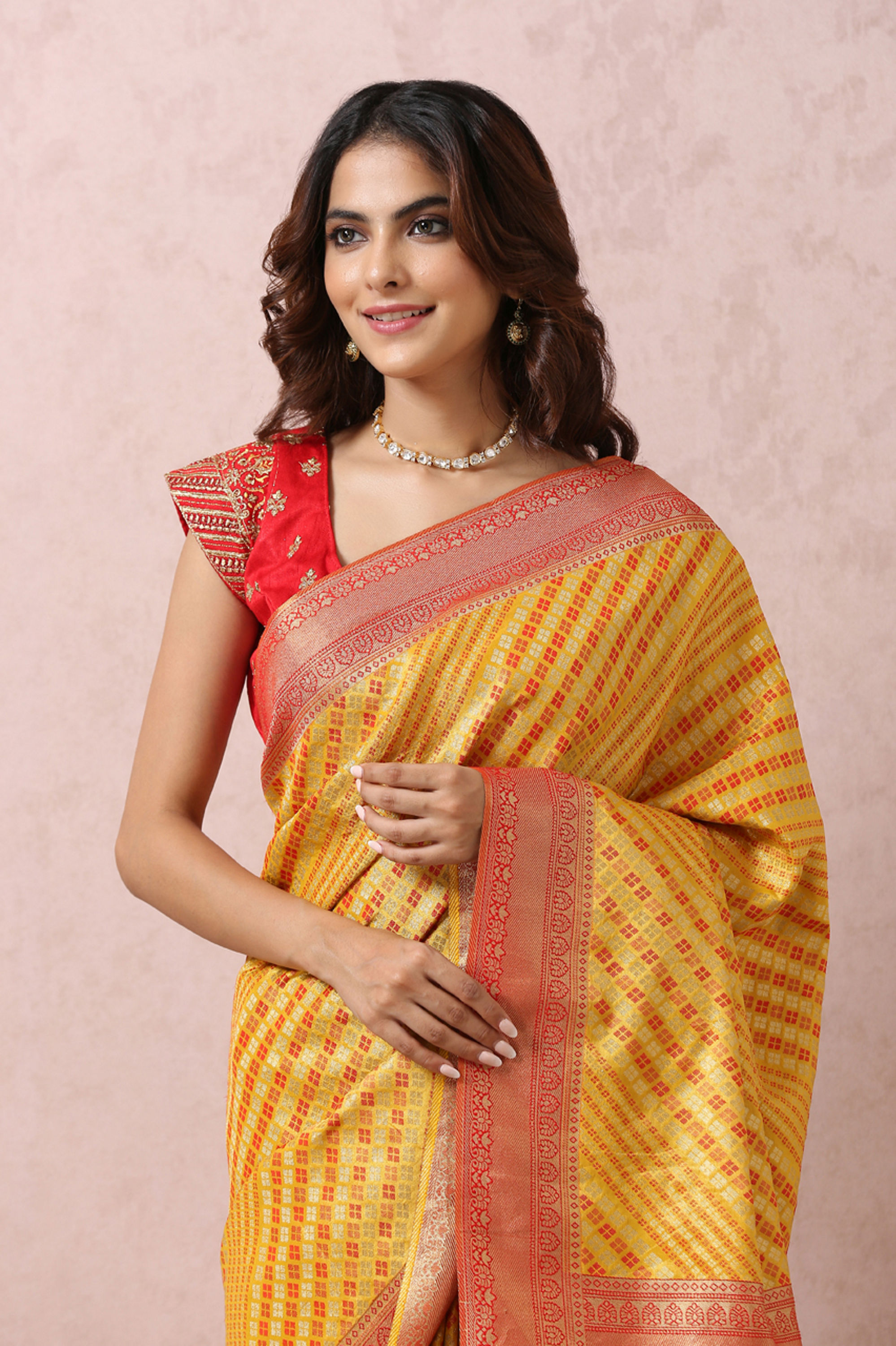 Mohey Women Yellow Art Silk Saree With Contrasting Border