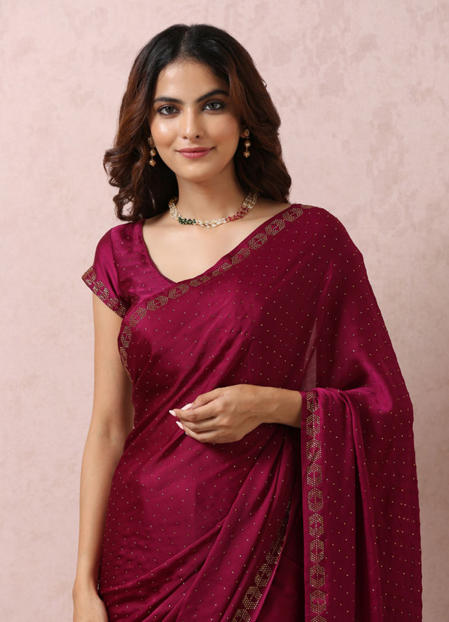 alt message - Mohey Women Wine Stone-Embellished Satin Saree image number 1