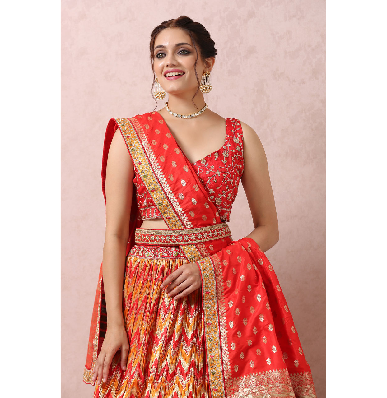 alt message - Mohey Women Mustard Yellow Lehenga With Border image number 1