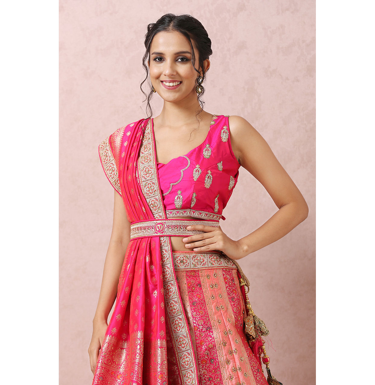Mohey Women Stone Embellished Pink Benarasi Lehenga