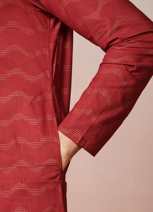 Manyavar Men Maroon Wave Patterned Printed Kurta
