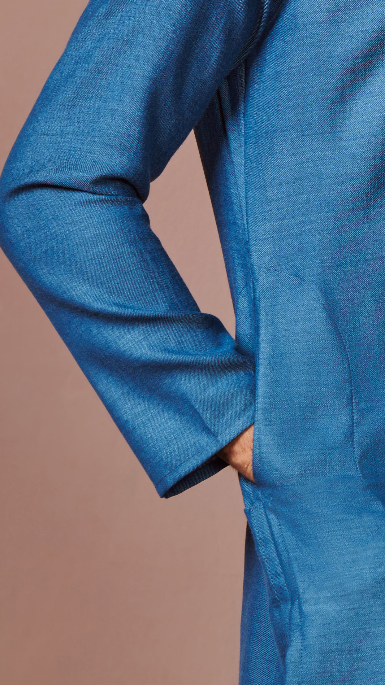 Manyavar Men Feroze Plain Kurta Set