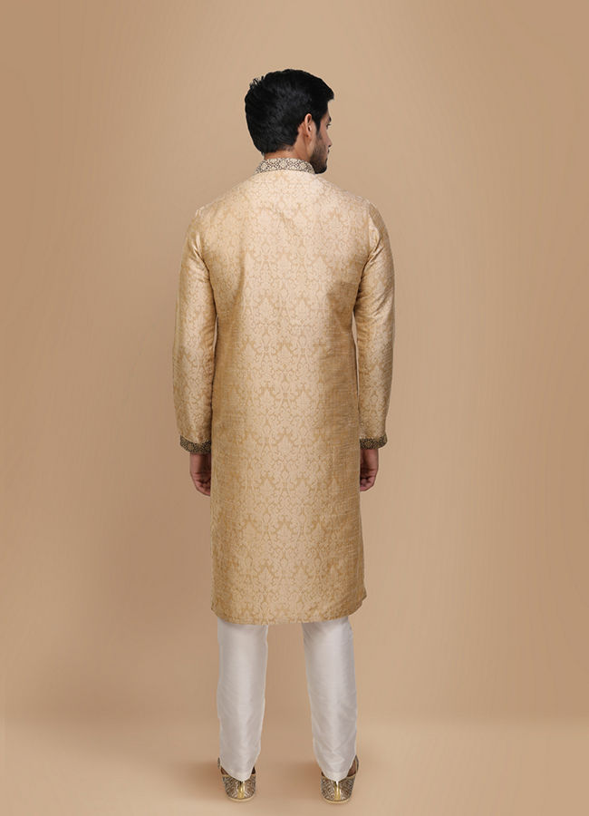 alt message - Manyavar Men Beige Jacquard Kurta Set image number 2