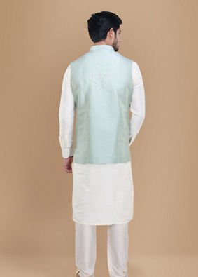 alt message - Manyavar Men Subtle Blue Kurta Jacket Set image number 2