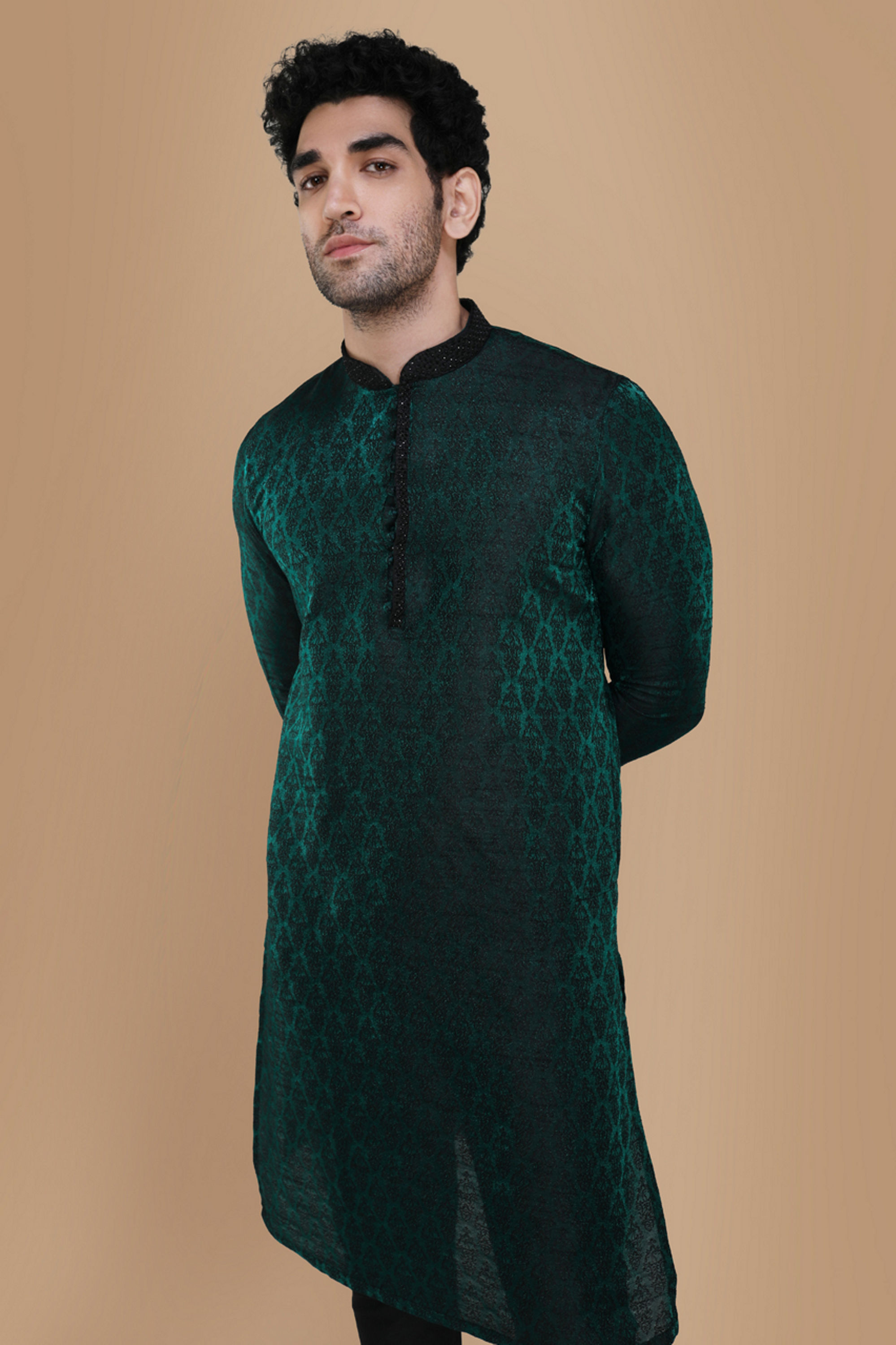 Manyavar Men Emerald Green Jacquard Kurta Set