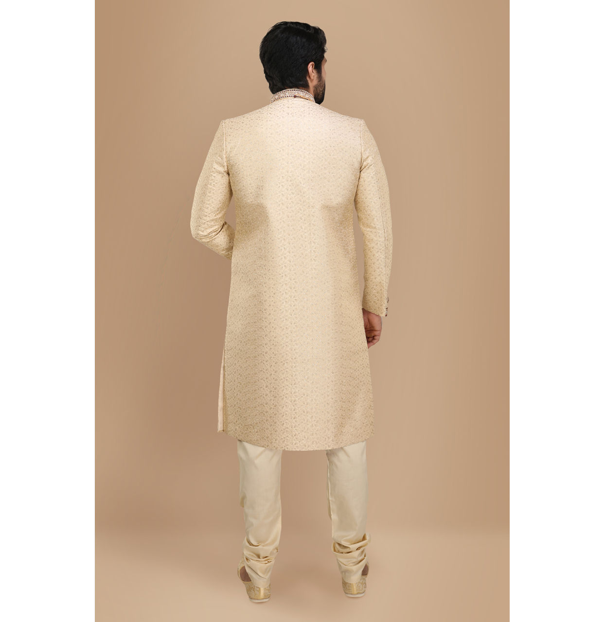 alt message - Manyavar Men Beige Sherwani Suit With Bold Zardozi Work image number 3