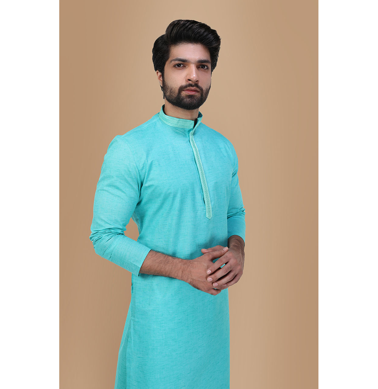 alt message - Manyavar Men Seafoam Green Solid Kurta Set With Neck Detailing image number 0