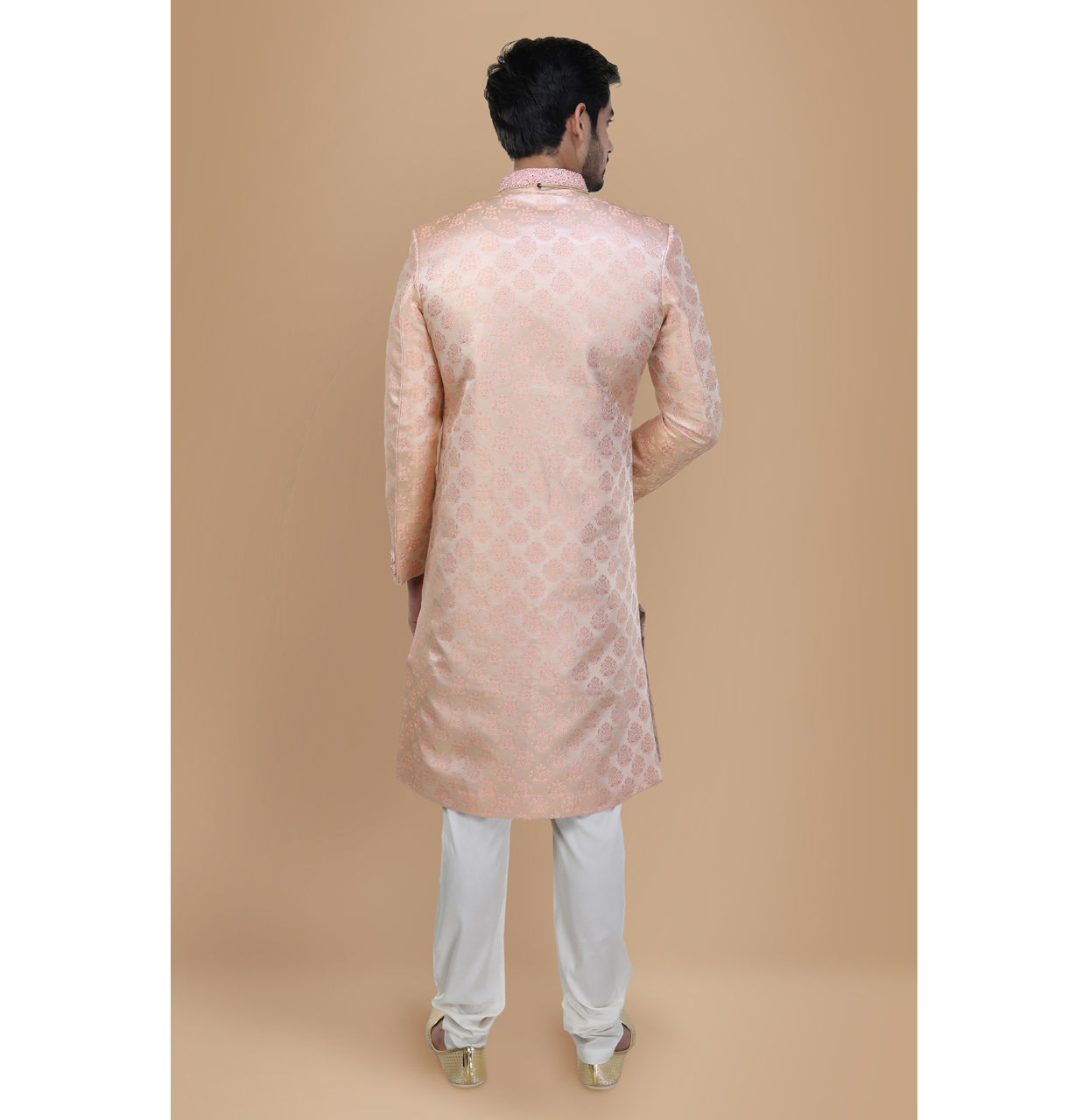 alt message - Manyavar Men Royal Rani Sherwani Suit image number 2