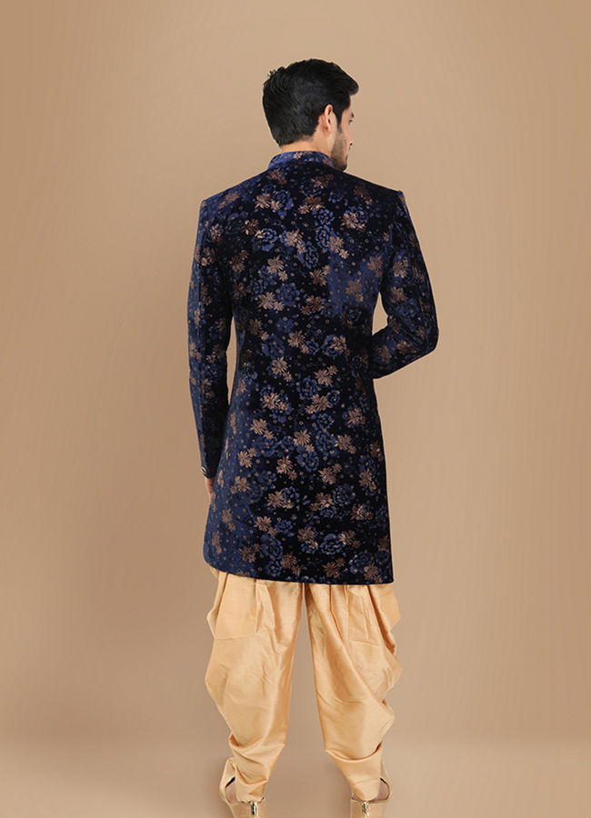 alt message - Manyavar Men Velvet Blue Indo-Western image number 2