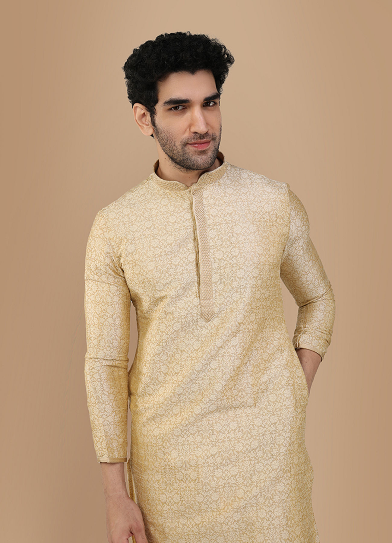 Manyavar Men Basic Cream Kurta Set