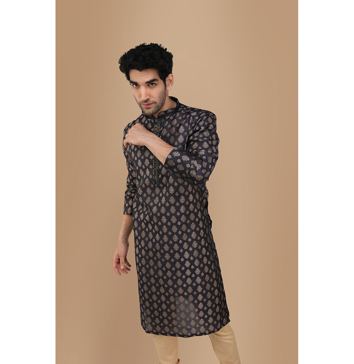 Manyavar Men Royal Blue Jacquard Kurta Set