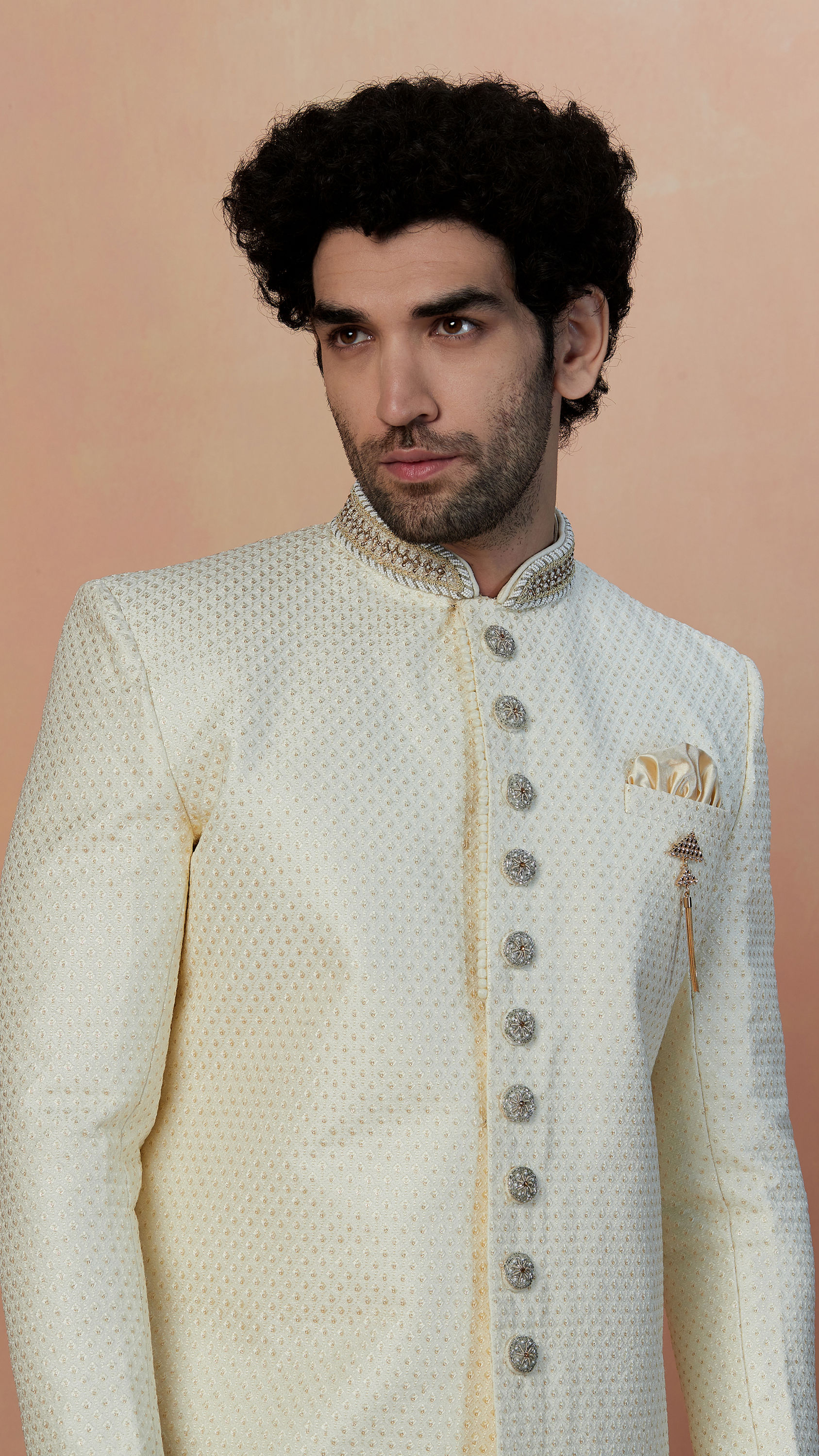 Manyavar Men Off White Sequins Embroidered Indo Western