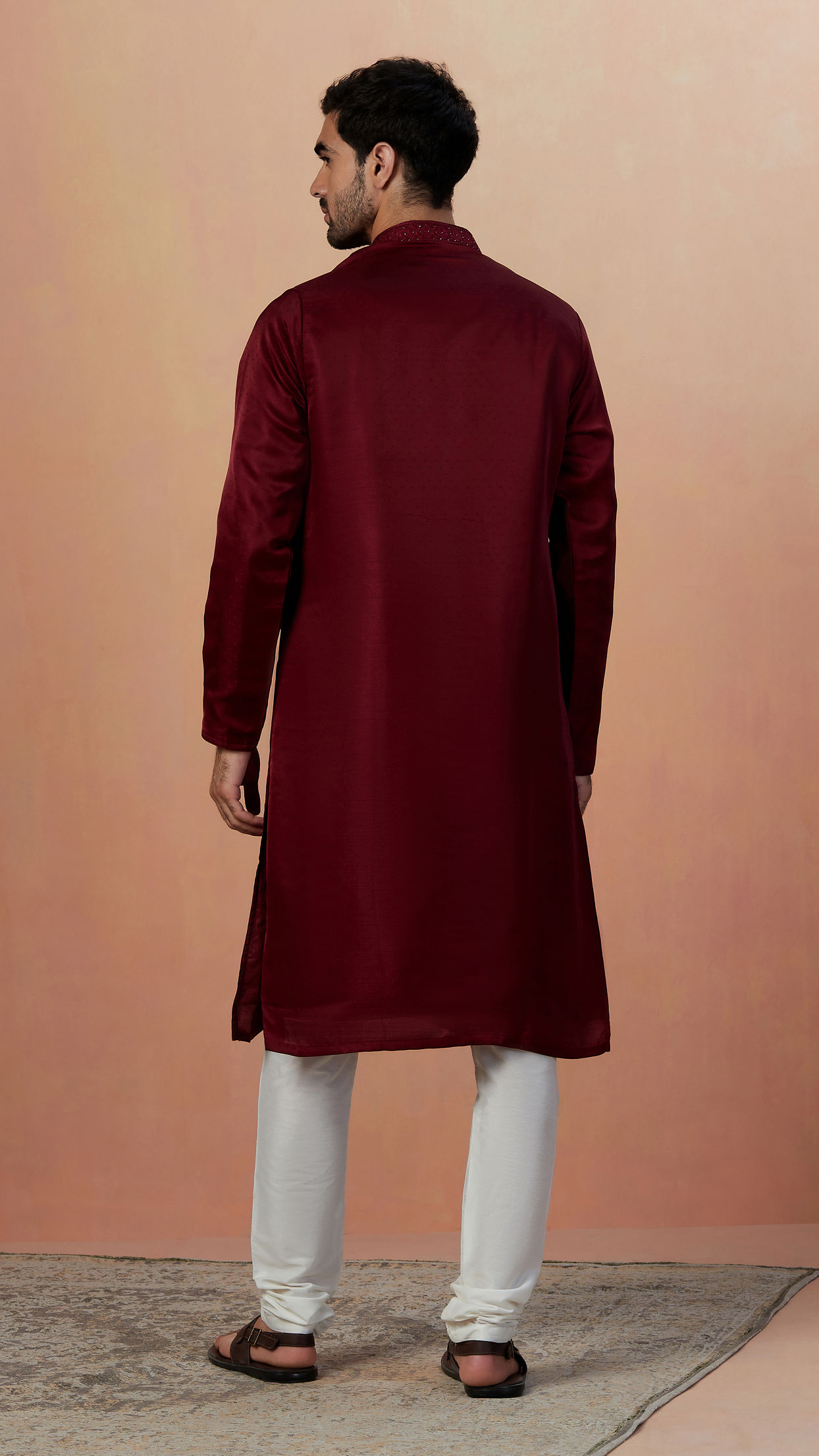 Manyavar Men Maroon Self Booti Kurta Pajama