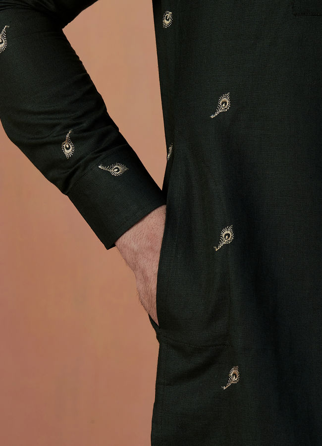 Manyavar Men Olive Green Embroidered Kurta
