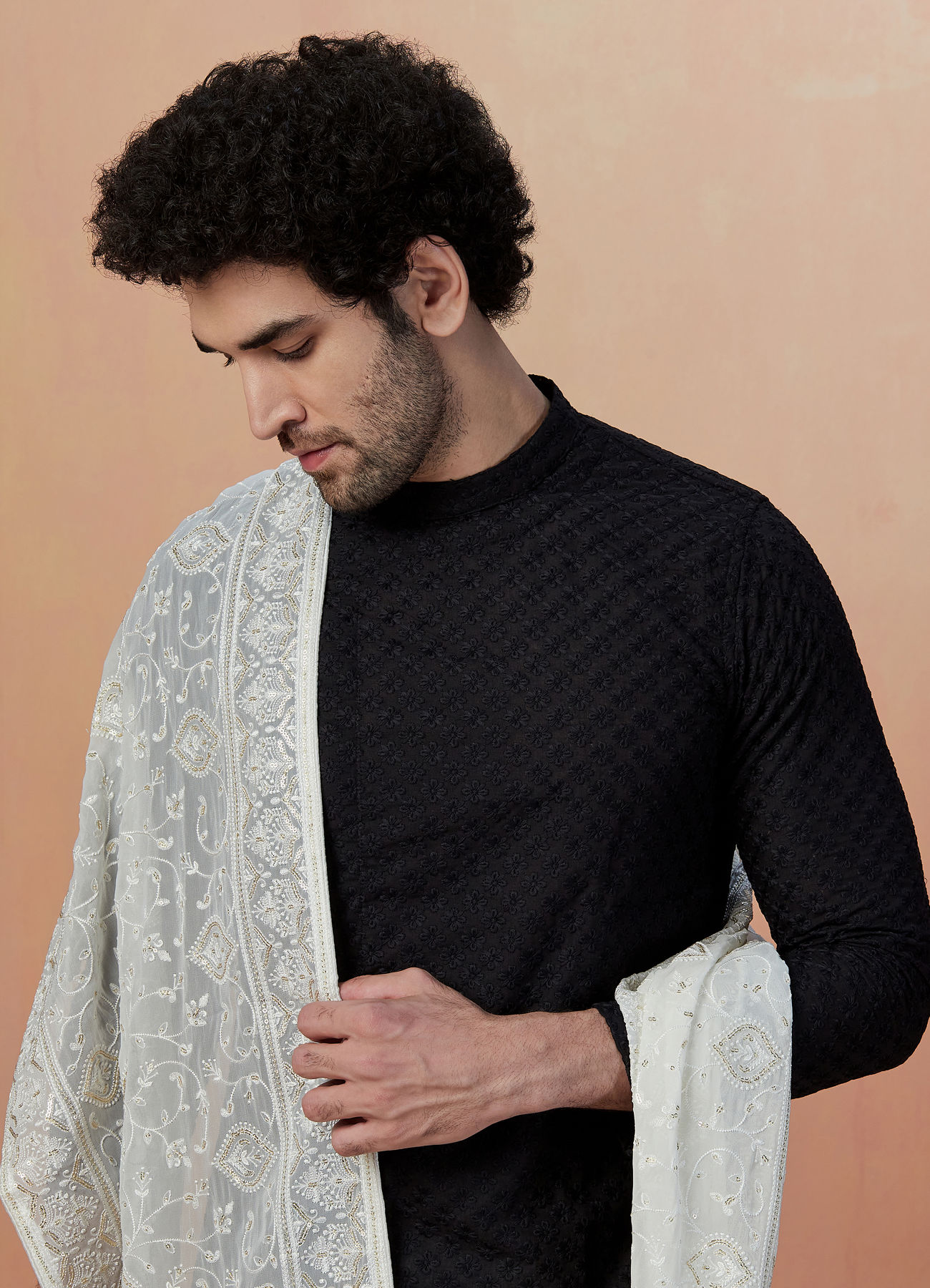 Manyavar Men Black Chikankari Embroidered Kurta Pajama