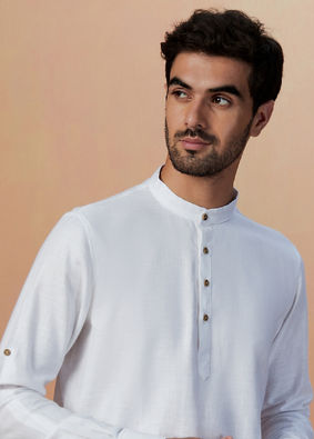 alt message - Manyavar Men White Plain Short Kurta image number 0