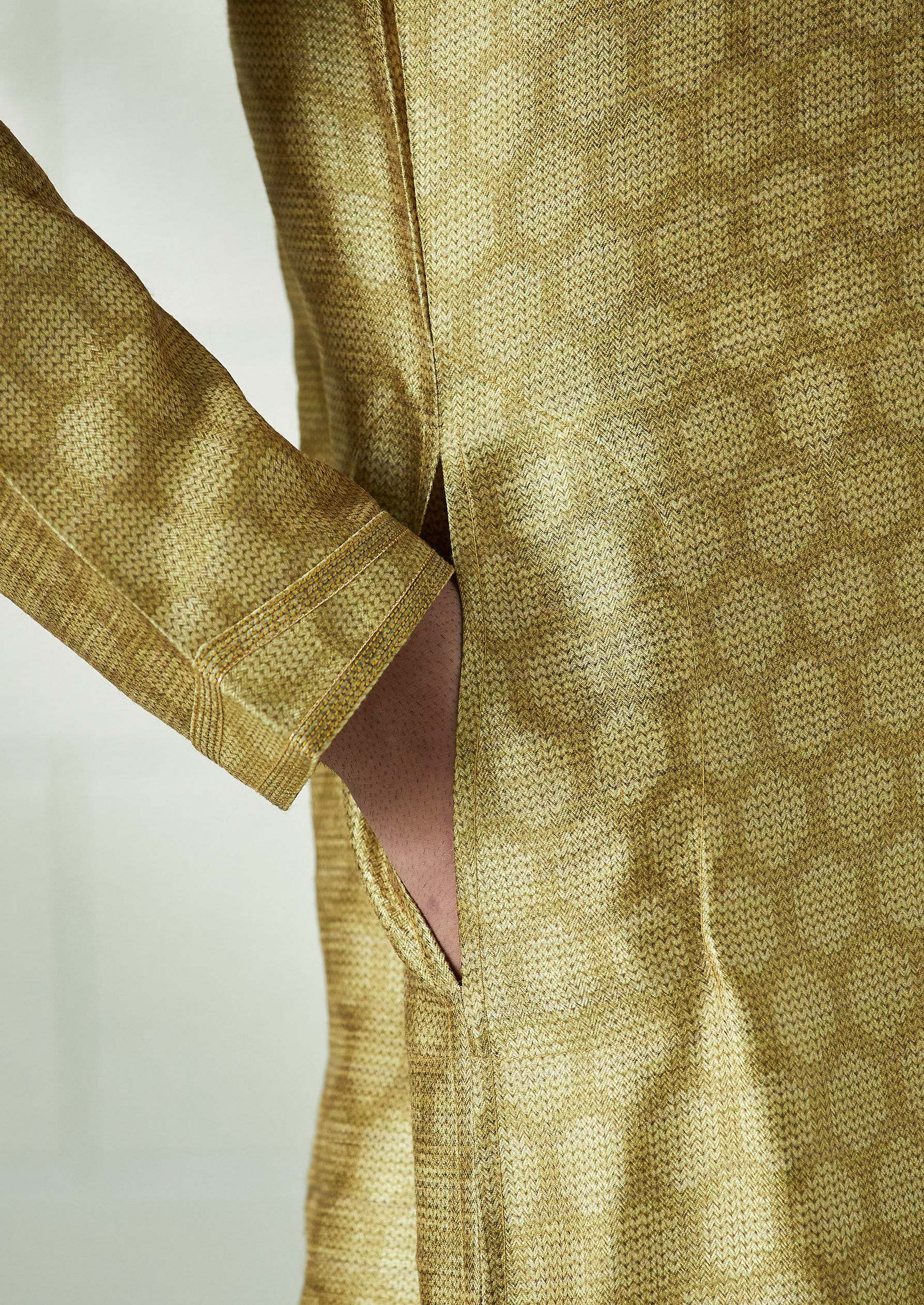 Twamev Men Amber Gold Honeycomb Print Kurta Set