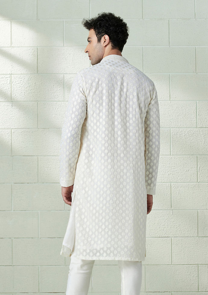 Twamev Men Powder White Chikankari Embroidered Kurta Set