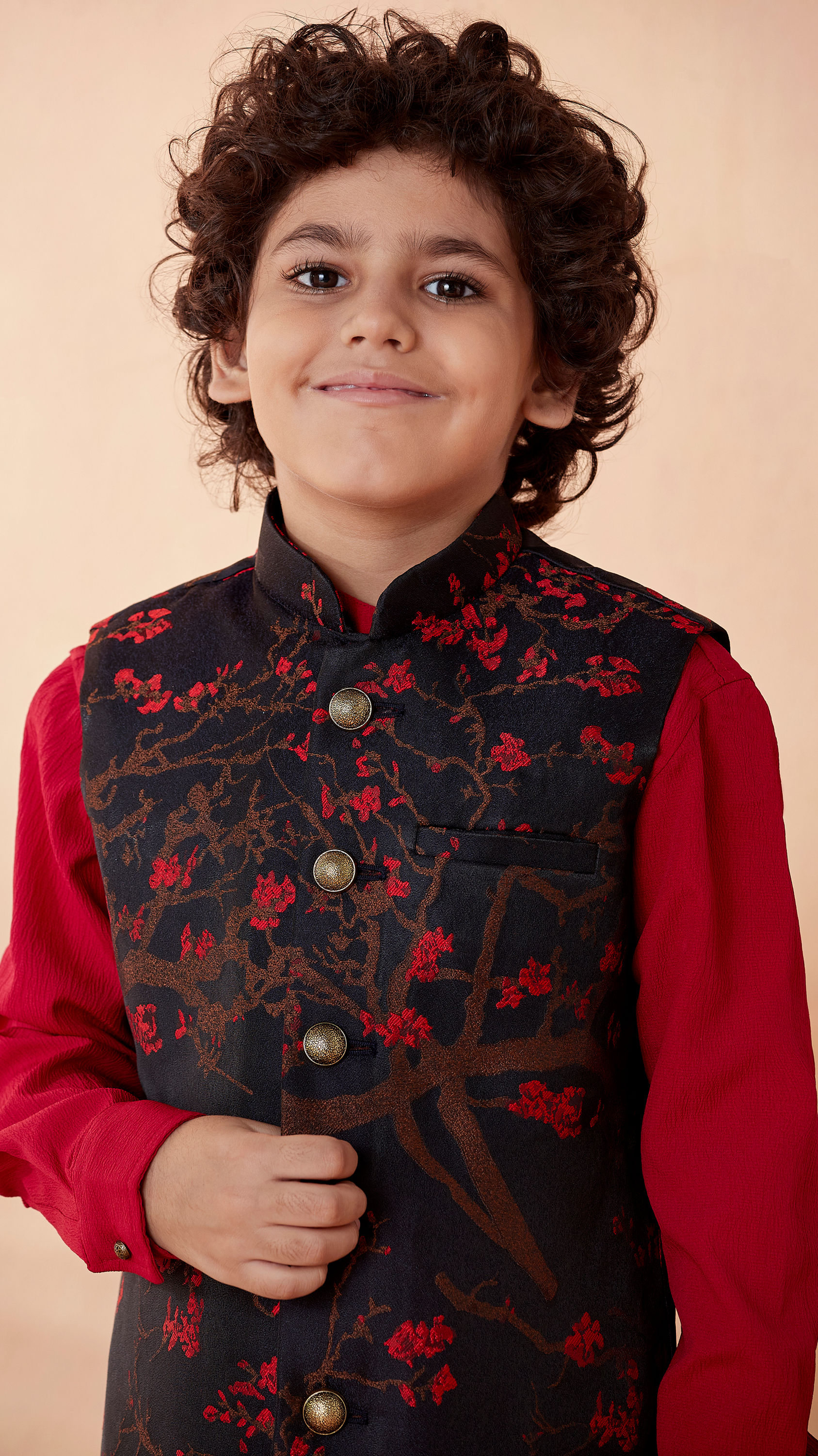 Manyavar Boys Boys Red And Blue Draped Kurta Jacket Set