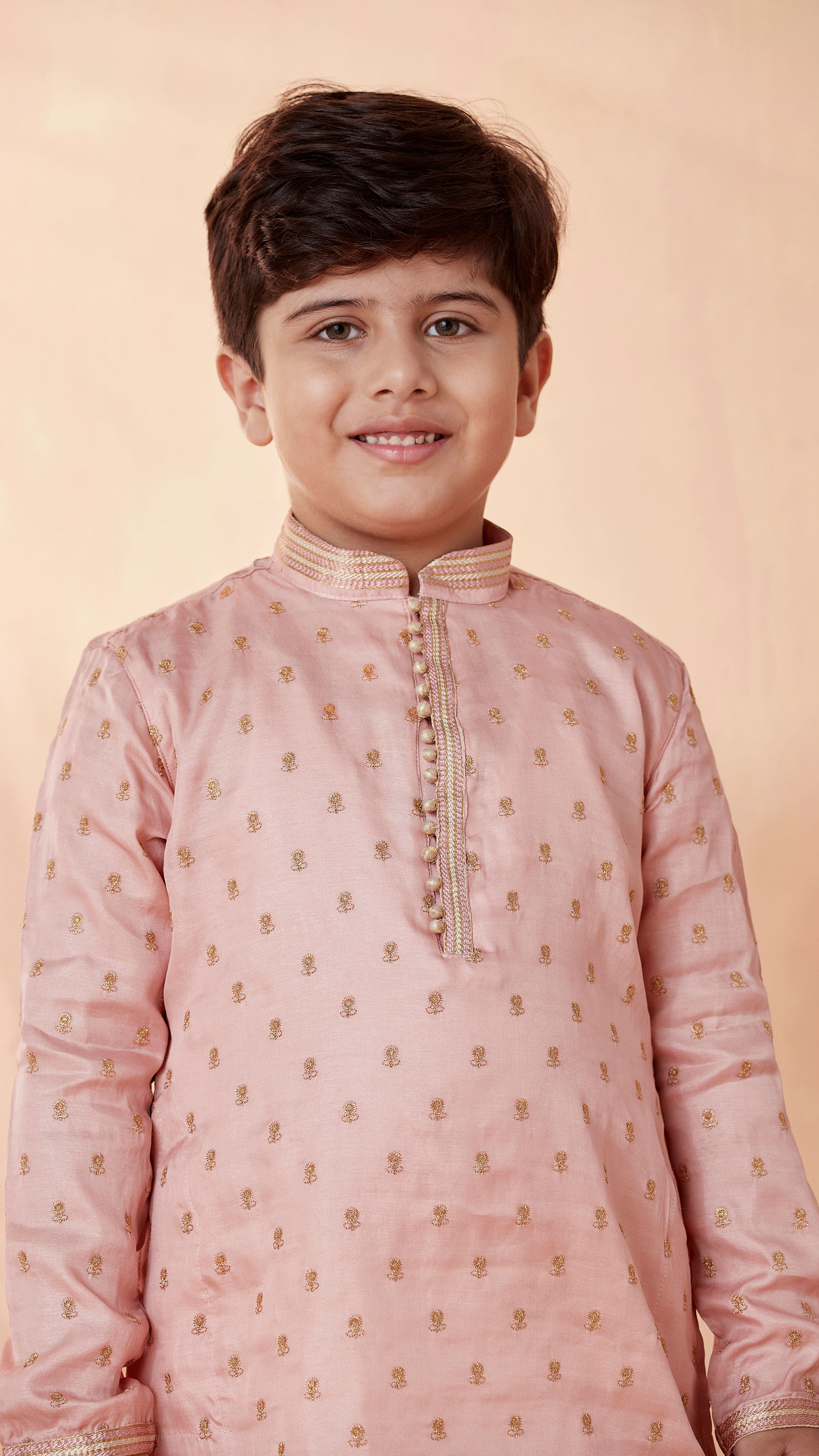 Manyavar Boys Boys Coral Pink Self Motif Kurta Set