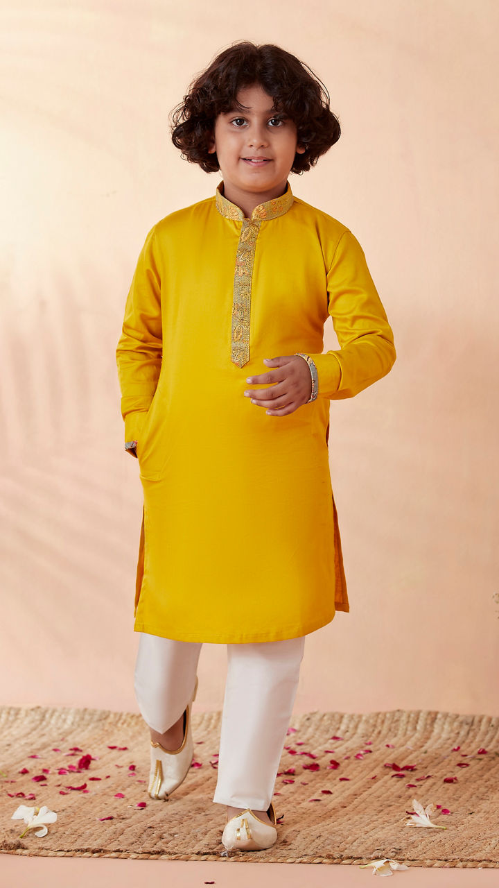 Manyavar Boys Boys Grey And Yellow Kurta Jacket Set
