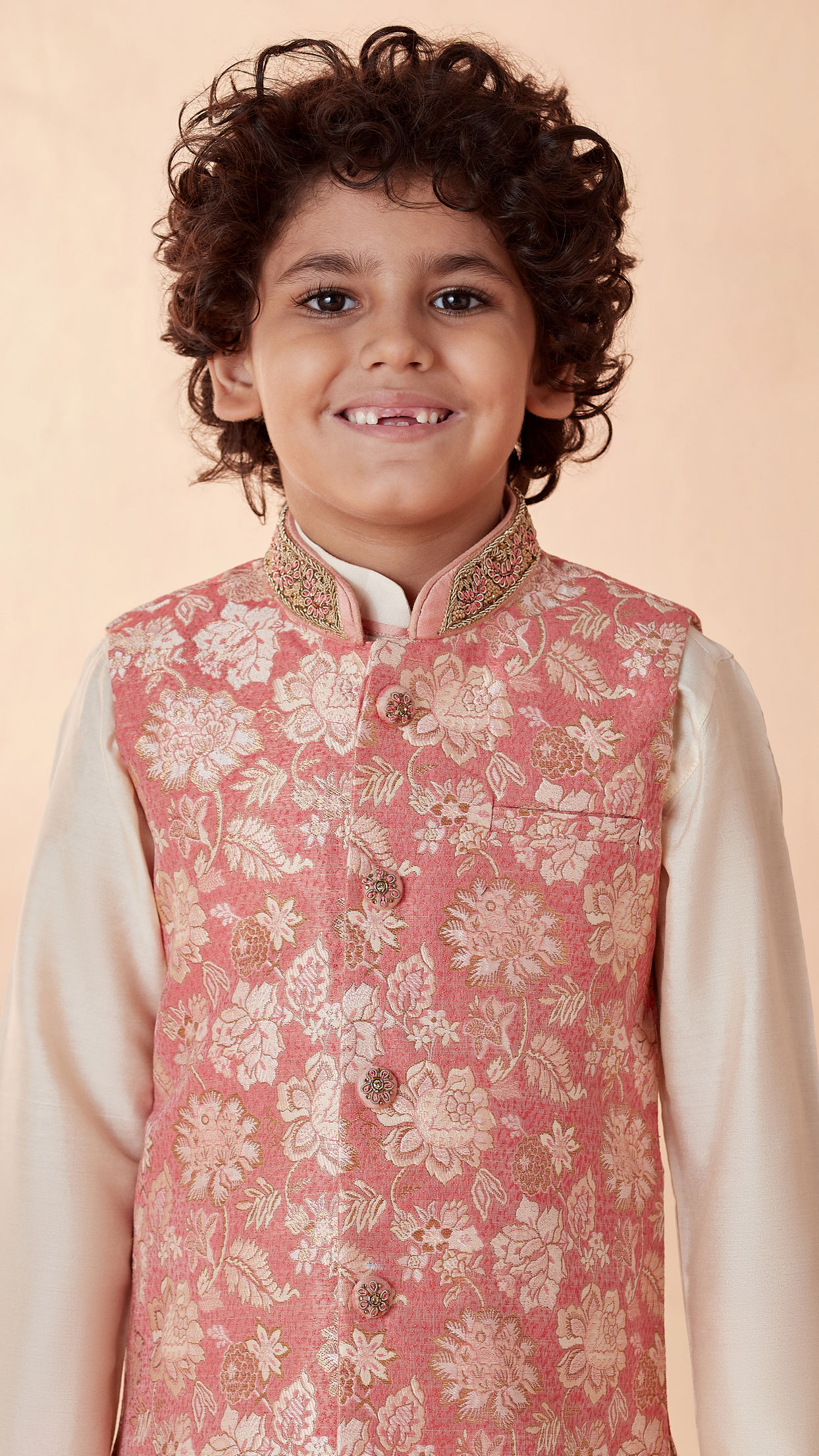 Boys Gajaree Floral Design Kurta Jacket Set image number 0